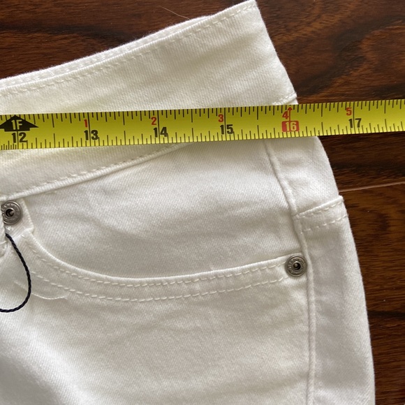Suzanne Betro white pants in size 10 - Picture 11 of 14